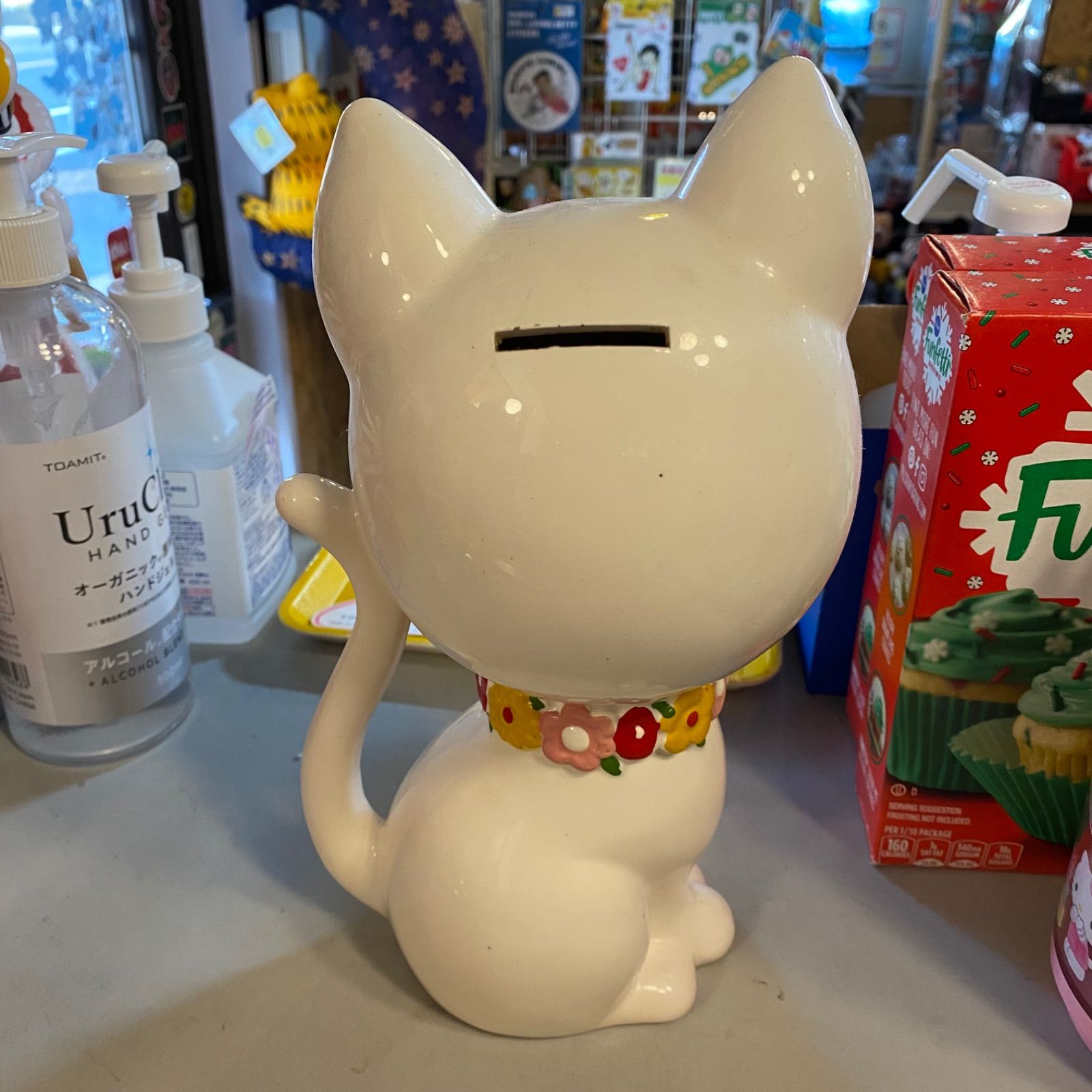 昭和レトロ　陶器の猫　ウインクするネコの人形　ルネ i-img1198x898-