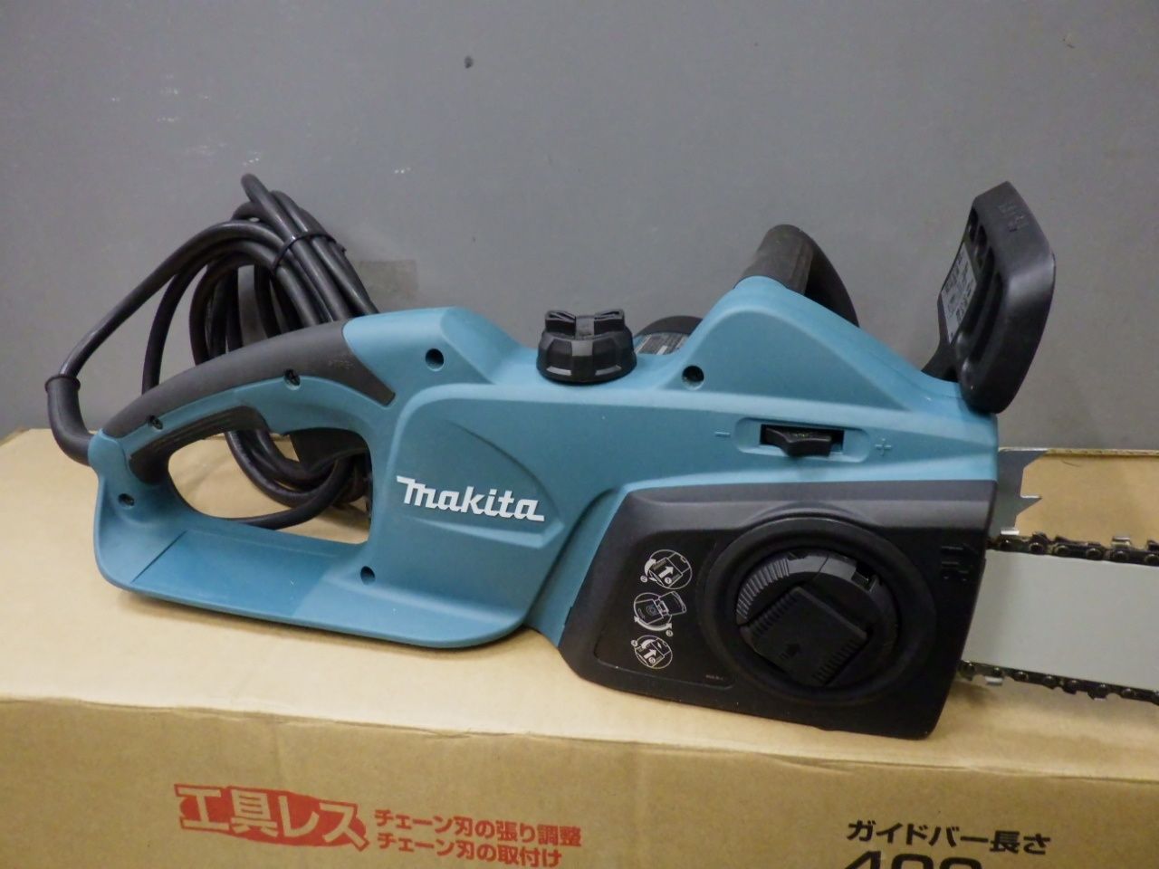 使用少ない マキタ 電気チェンソー AC100V MUC4041 庭木の剪定 木材切断 品 HRDEVELOPMENT_JP