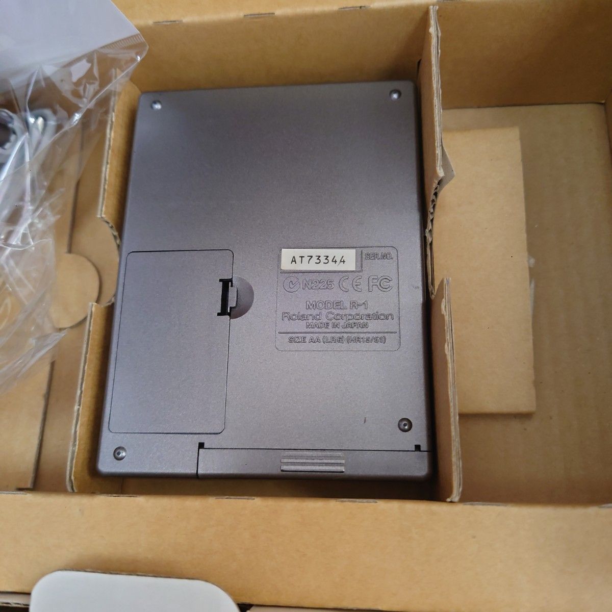 動作品】Roland EDIROL R-1 24bit WAV/MP3レコーダー 本体＋付属