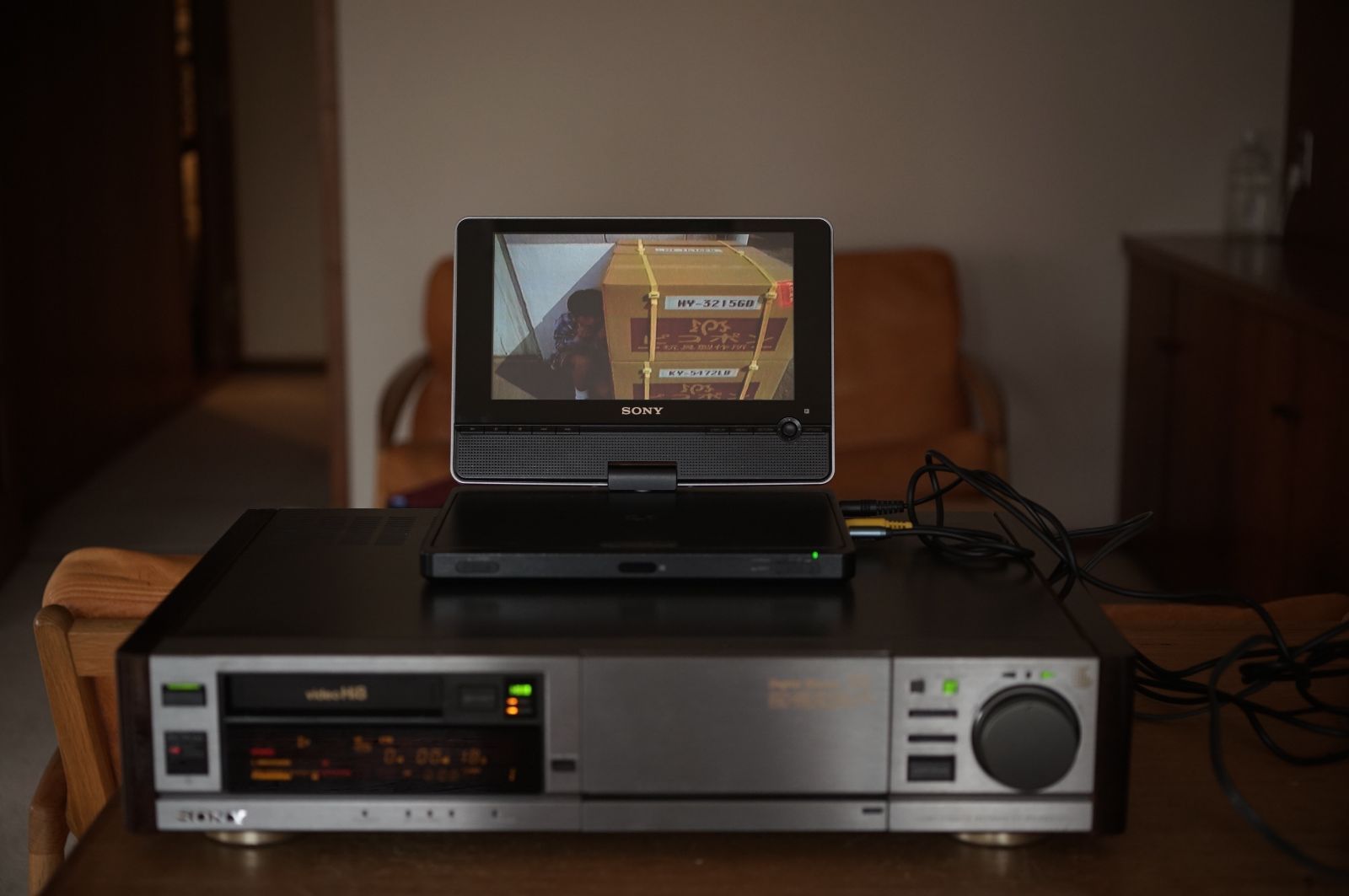 SONY Hi8 カセット　EV-BS3000 Amazon | SONY ソニー EV-BS3000 Hi-8ビデオカセットレコーダー （Hi8