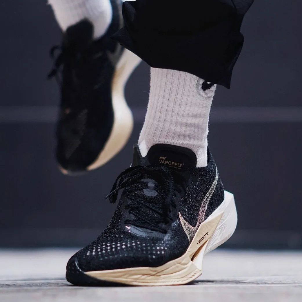 NIKE ズームX ヴェイパーフライ3 23.5cm