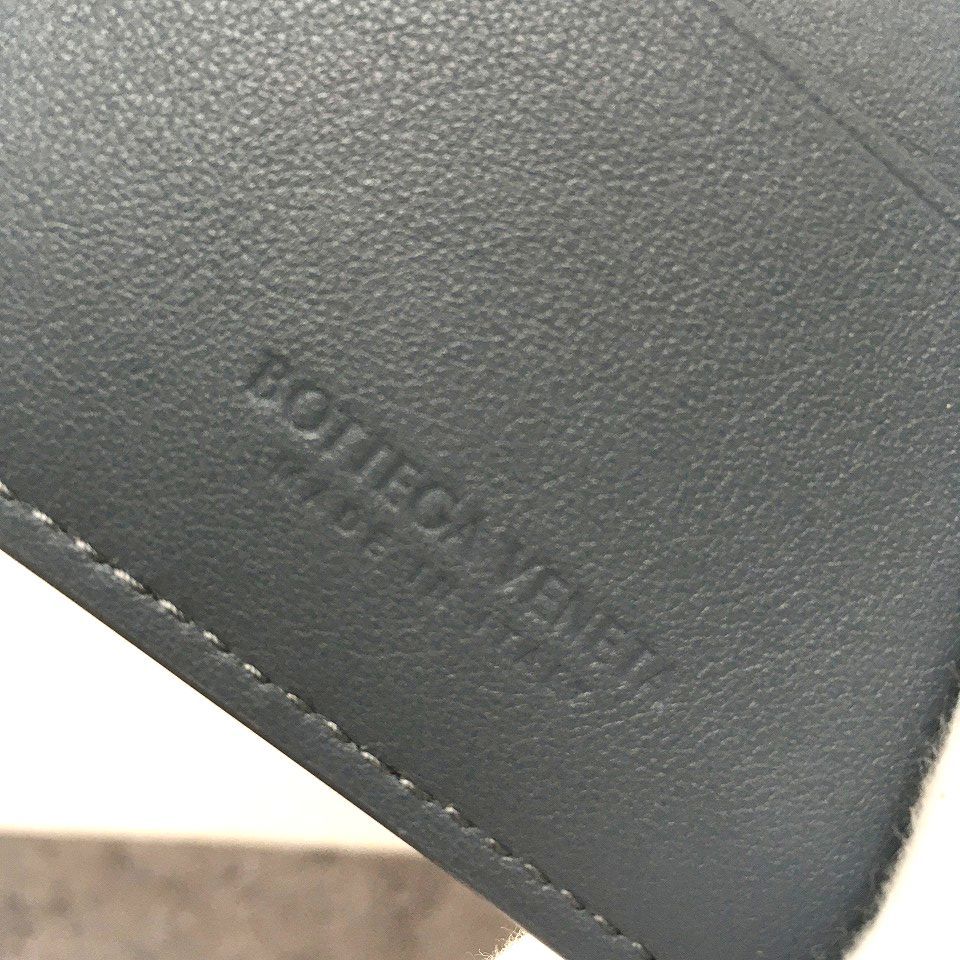 送料込み！ 未使用品 BOTTEGAVENETA 二つ折り札入れ ラムスキン 財布  
