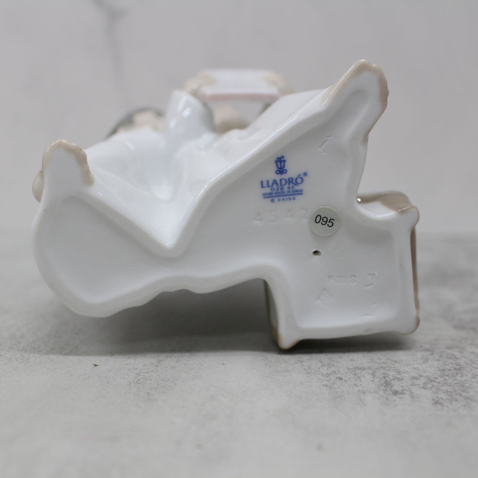 LLADRO リアドロ 4542 天使のコーラス Angels Singing