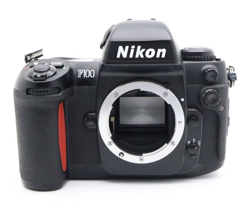 Nikon F 100 フィルム一眼レフ