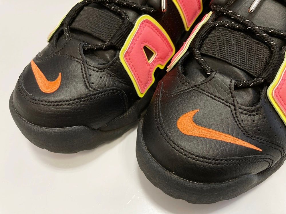 ナイキ NIKE WMNS AIR MORE UPTEMPO HOT PUNCH ウィメンズ エア モア