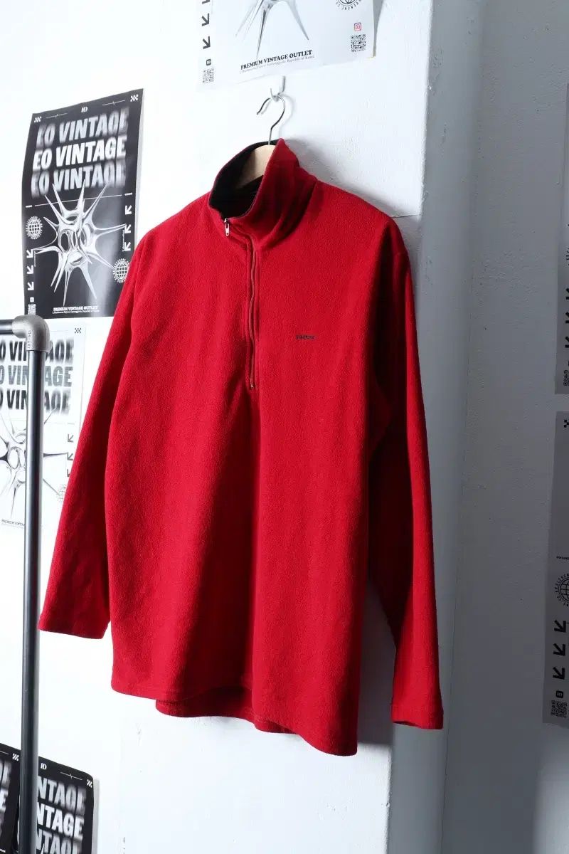 【雷市場（ポンジャン）商品韓国直送】 （ L ー XL ） patagonia(パタゴニア) ニット セーター レッド キャピリン フリース- 1154A