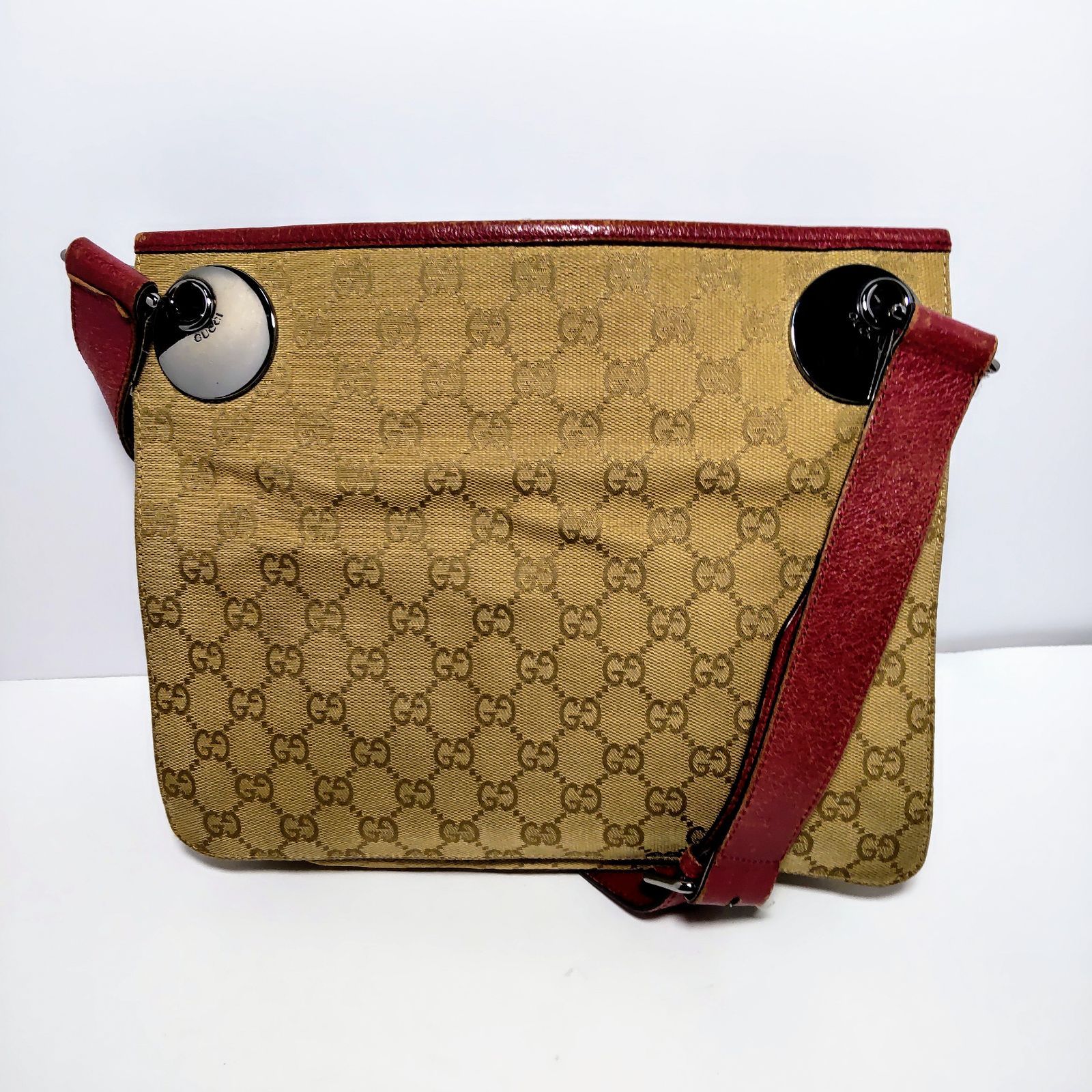 GUCCI］ショルダーバッグキャンバスGG柄 中古品