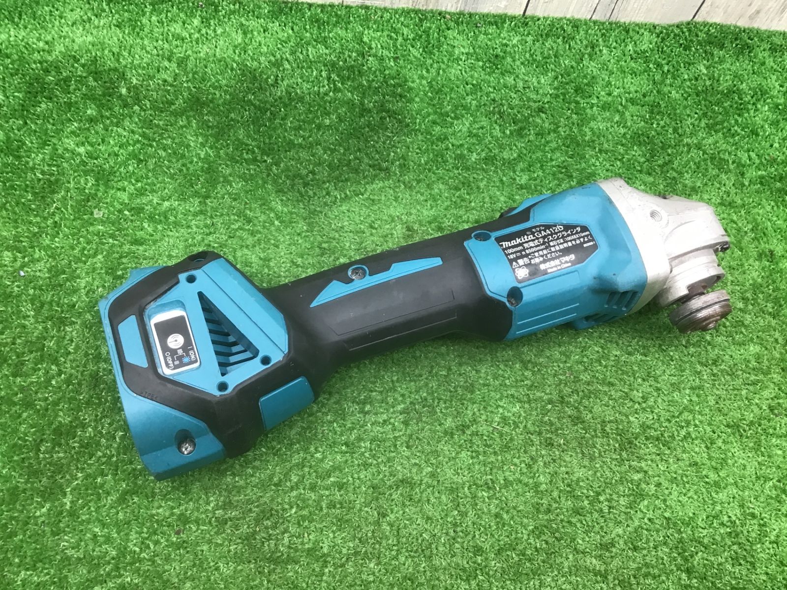 makita 100mmコードレスディスクグラインダ
