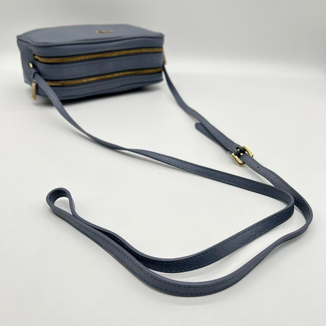 【良品】FURLA LILLI カメラバッグ ショルダーバッグ ブルー 良品】FURLA LILLI カメラバッグ ショルダーバッグ ブルー