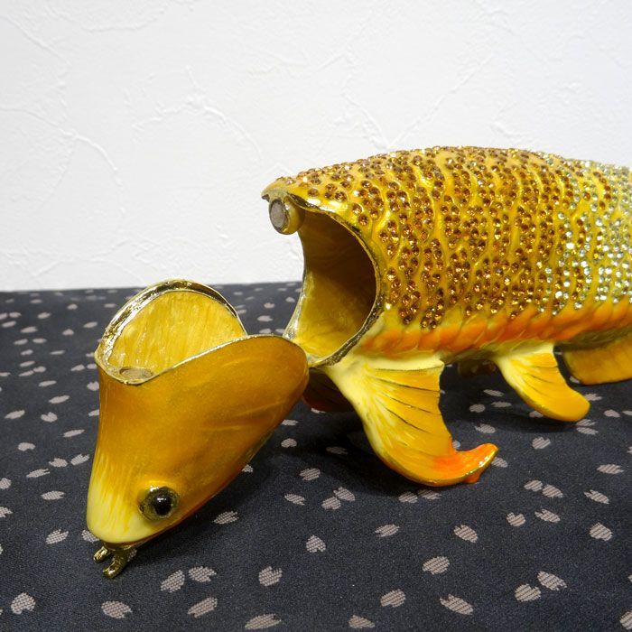 インテリア小物 アロアナ 古代魚 魚 キラキラ ゴールド 金色 個性的