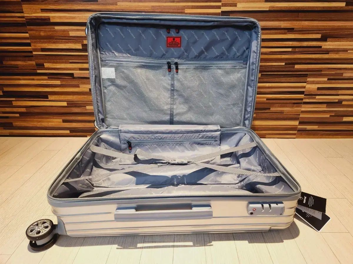 G MEN'75 FOREVER BOX」初回生産限定DVD4枚+CD(美品) Amazon.co.jp: G