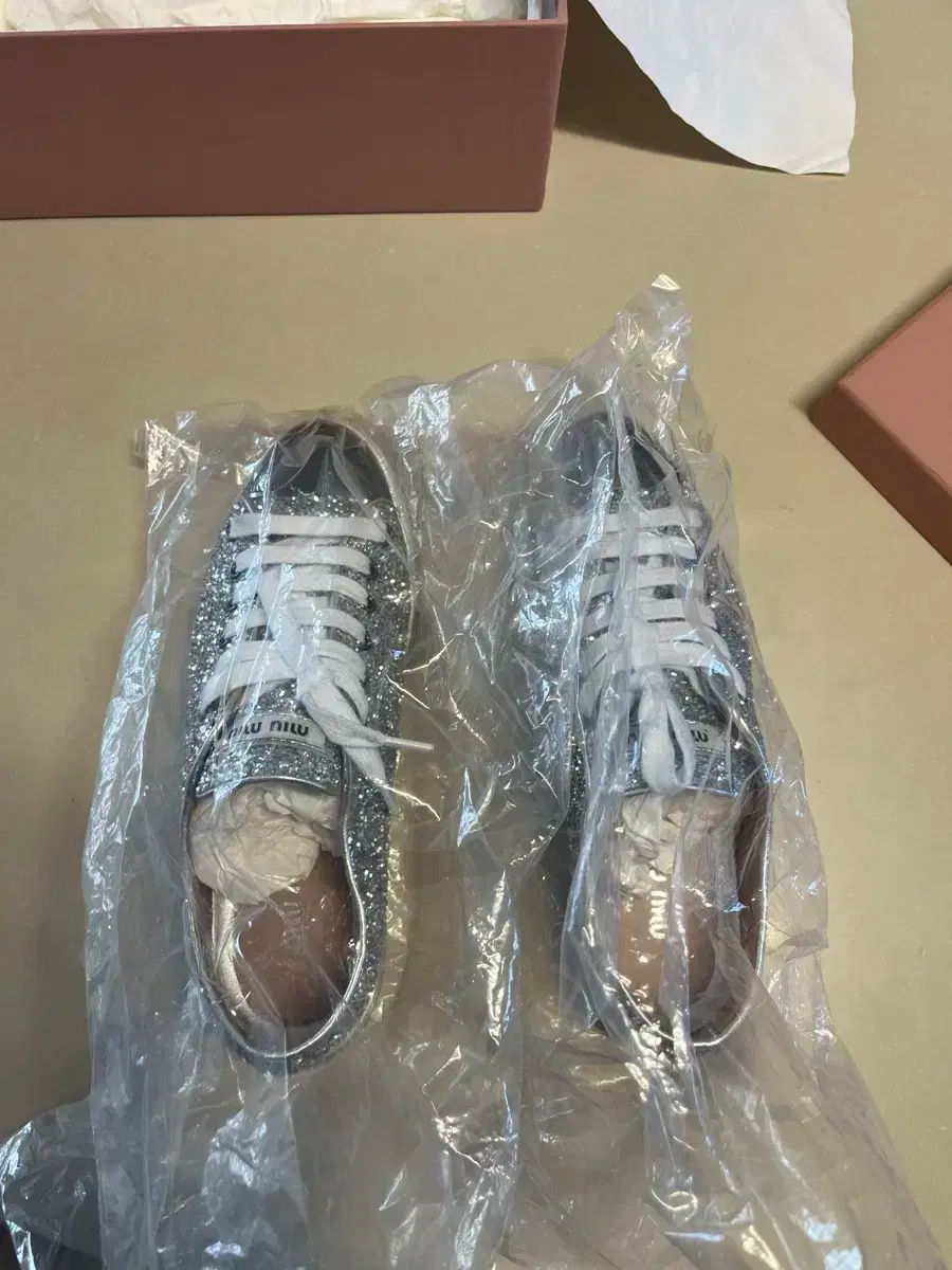 MIUMIU メタルトゥ