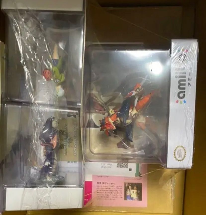 新品未開封 モンハンamiibo 破滅レウス エナ ツキノ3点セット - メルカリ