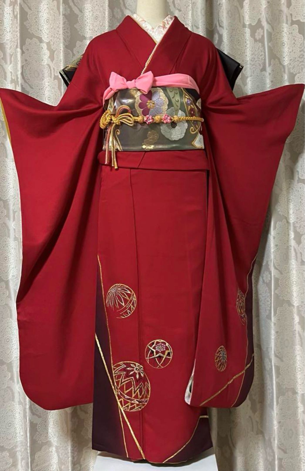 振袖 振り袖 成人式 フルセット 手毬 刺繍 金彩 正絹 赤 花柄