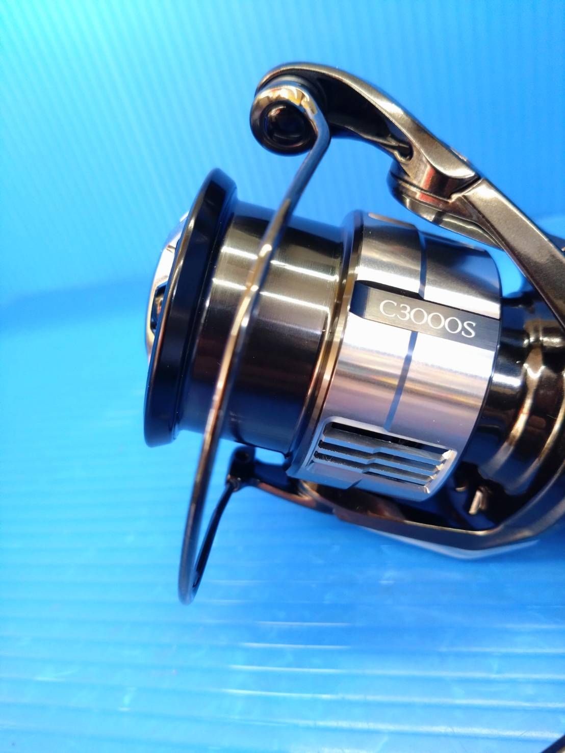 日本製 シマノ 23ヴァンキッシュ C3000SDHHG スピニング