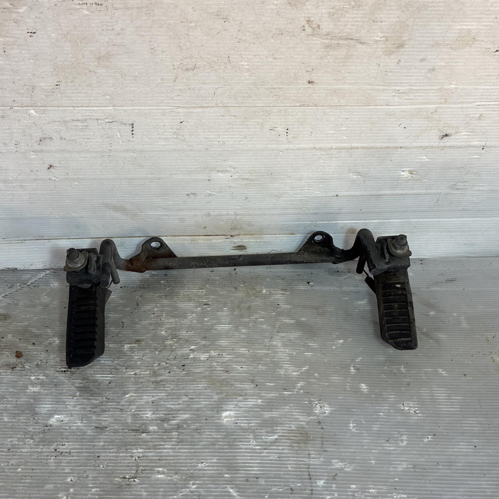 SUZUKI アドレスV100 CE13A ステップ スズキ