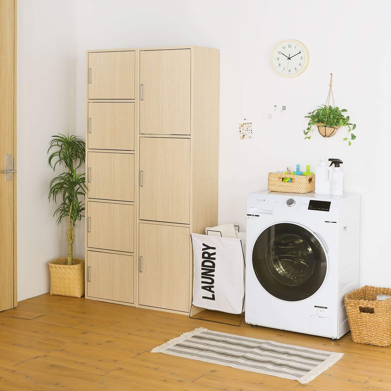 幅43×奥行39.3×高さ179.7cm