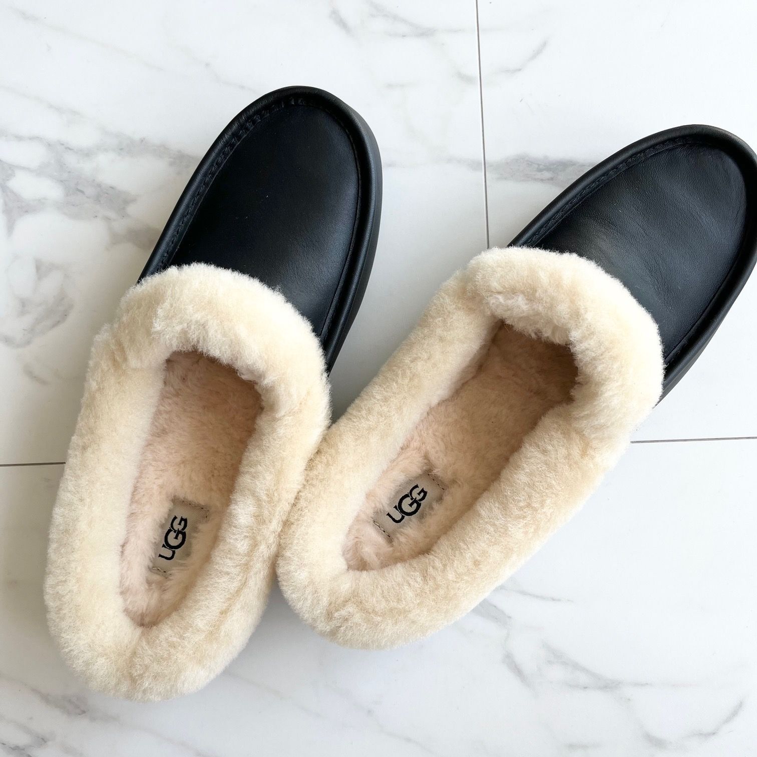 ♥UGG Ansley Mule Leather