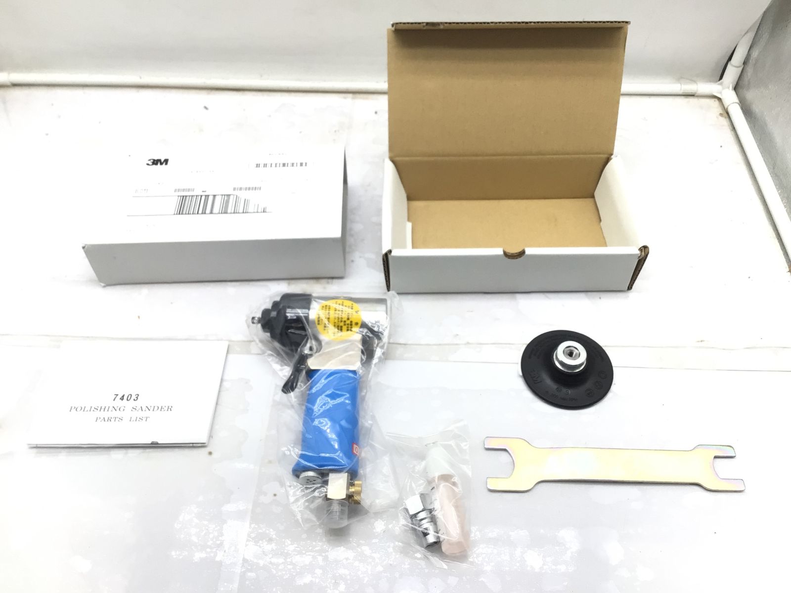 3M スリーエム エアポリッシングサンダー 7403 IT8E2EGE2W27 エコツール笠寺店 M02