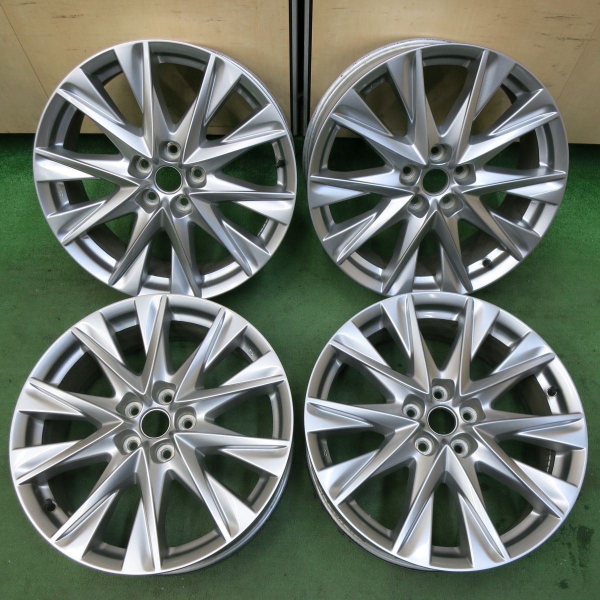 cx8 純正19インチ Yahoo!オークション - 美品 マツダ CX8 純正 19インチ 7J ＋45 PCD114.