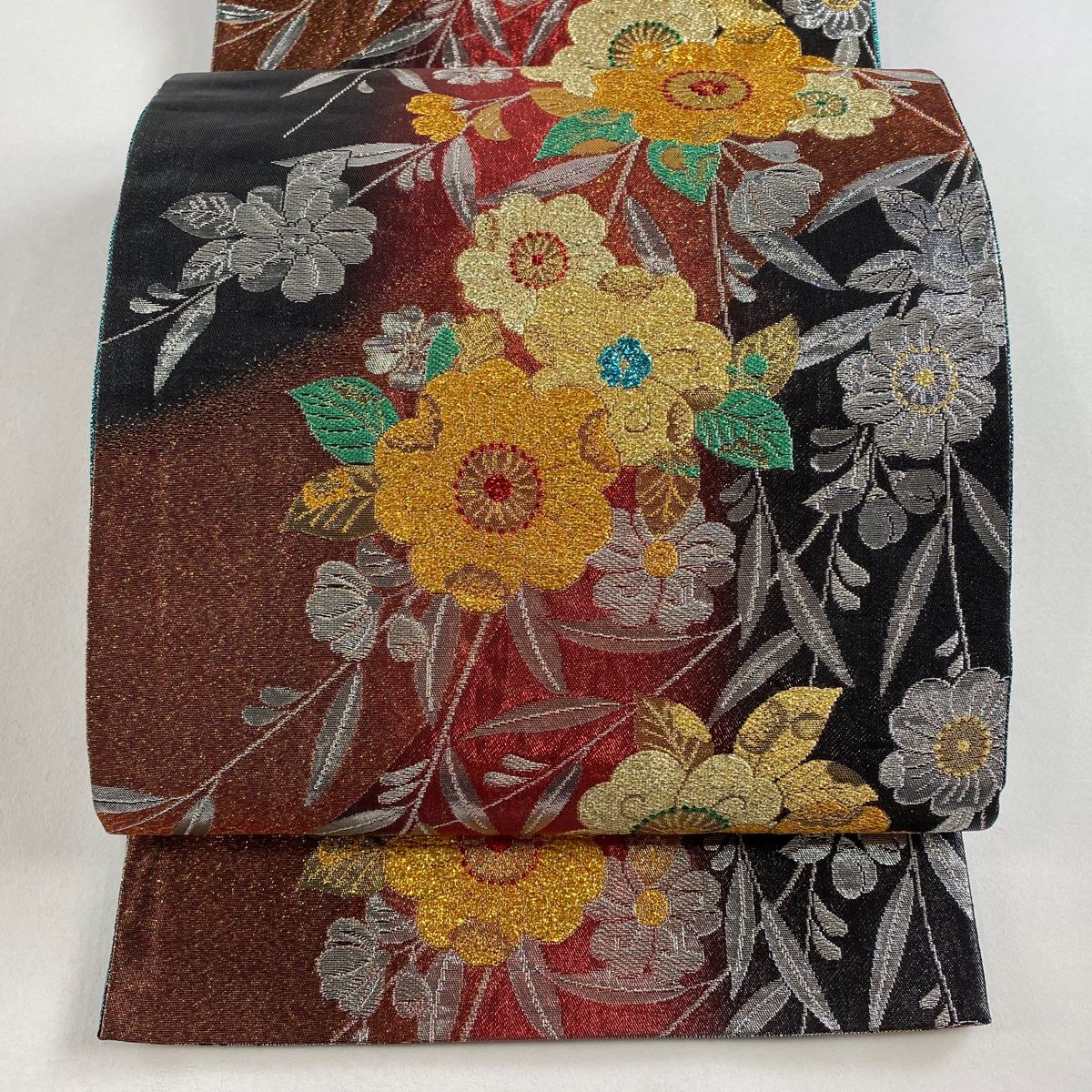 袋帯 秀品 振袖向き 草花 銀糸 箔 赤 六通 正絹 【中古】 - メルカリ