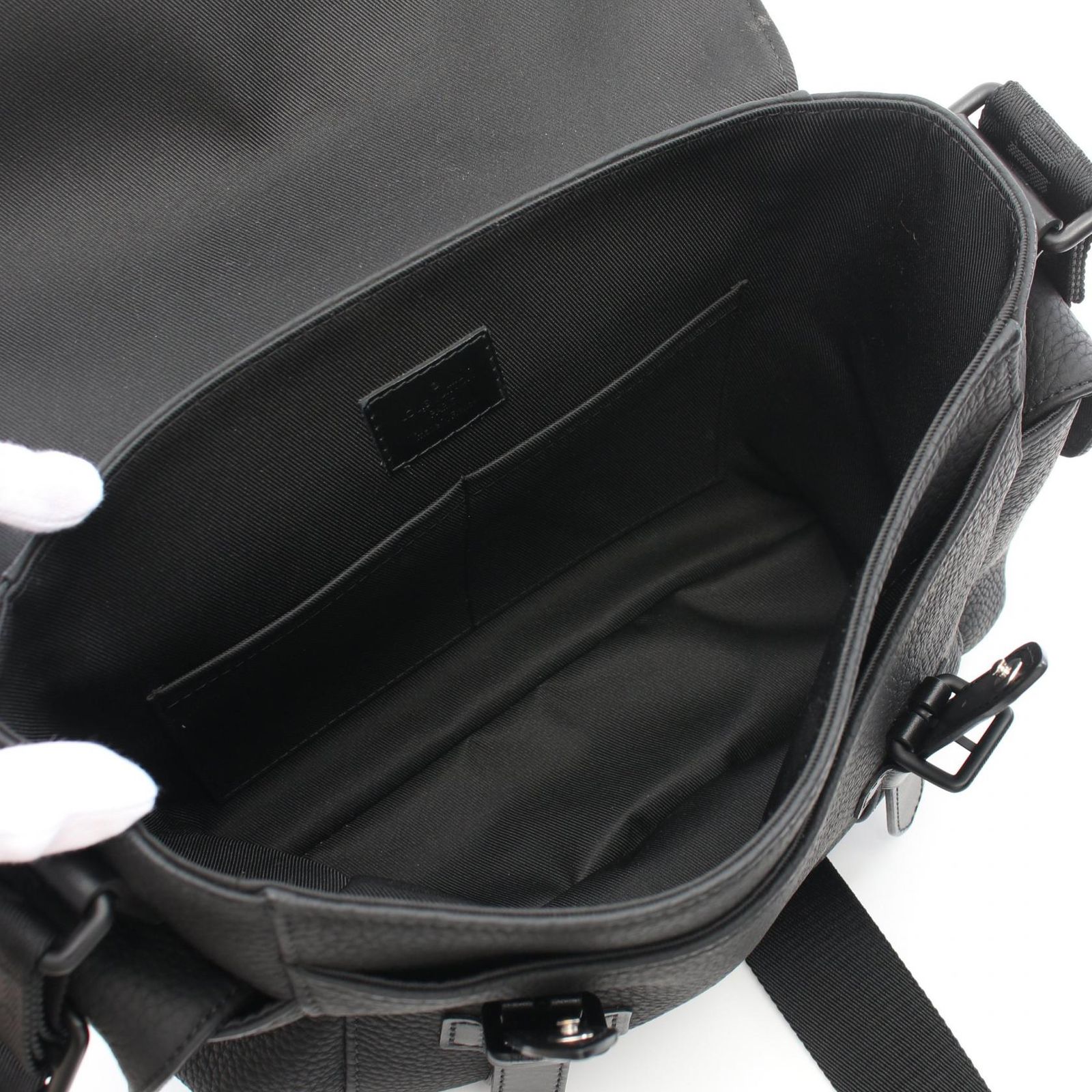 ルイヴィトン メッセンジャーバッグ LOUIS VUITTON（ルイ・ヴィトン） ショルダーバッグ メンズ向け