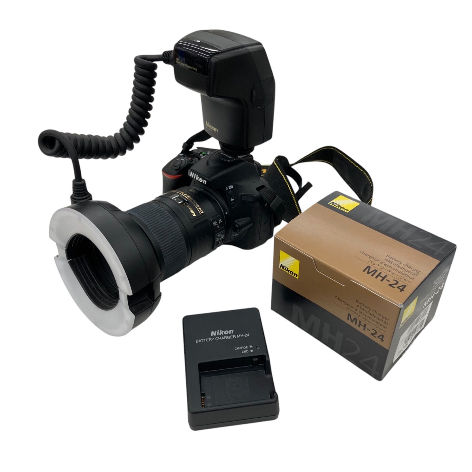 ダブルレンズ❤️Nikon D5600 セット✨️スマホに自動転送✨すぐに使える Nikon D5600 ❤️ダブルレンズ❤️スマホ転送❤️ニコン❤️一眼レフ