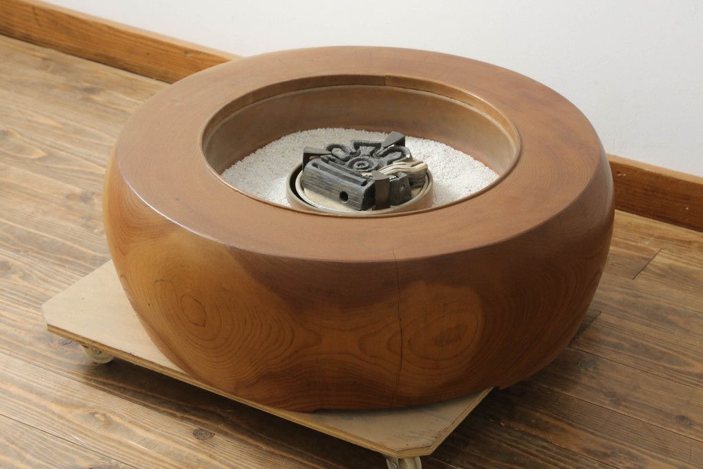 ☆事前問合せ必須☆ くり抜き火鉢 和製ビンテージ 総欅 ケヤキ材 木製