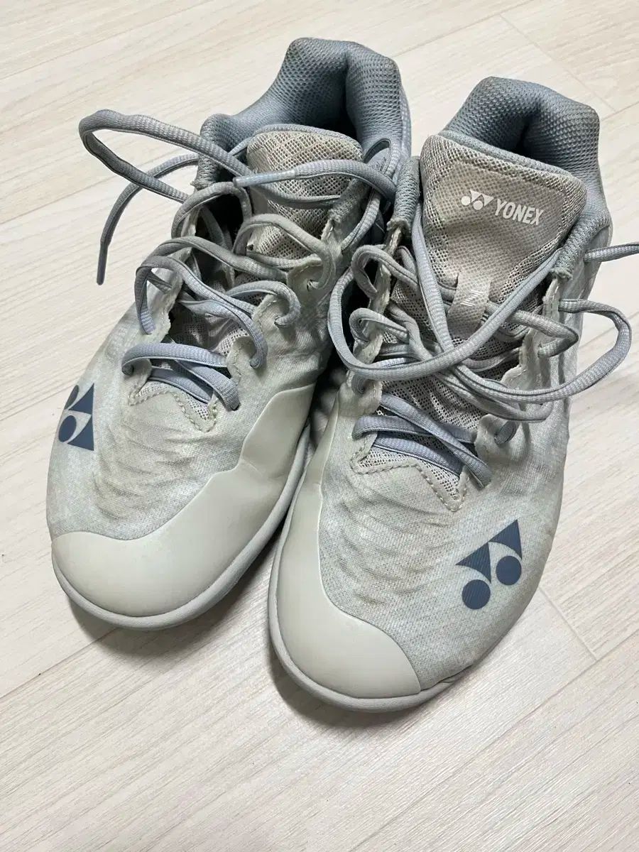 YONEX ヨネックス バドミントンシューズ 240