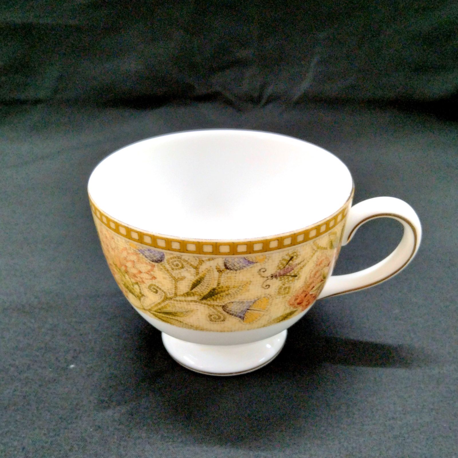 WEDGWOOD ウェッジウッド カップ・ソーサー フローラルタペストリー