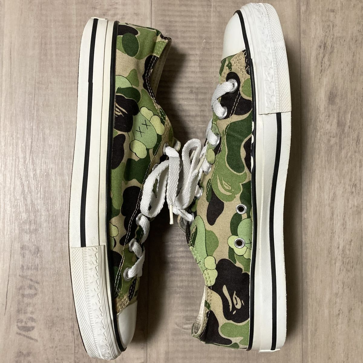 ☆激レア☆ KAWS × BAPE スニーカー 27.5cm a bathing ape sta 