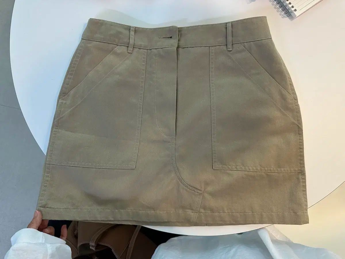 Nothing Written ナッシングリトゥン ベージュ ミニ スカート