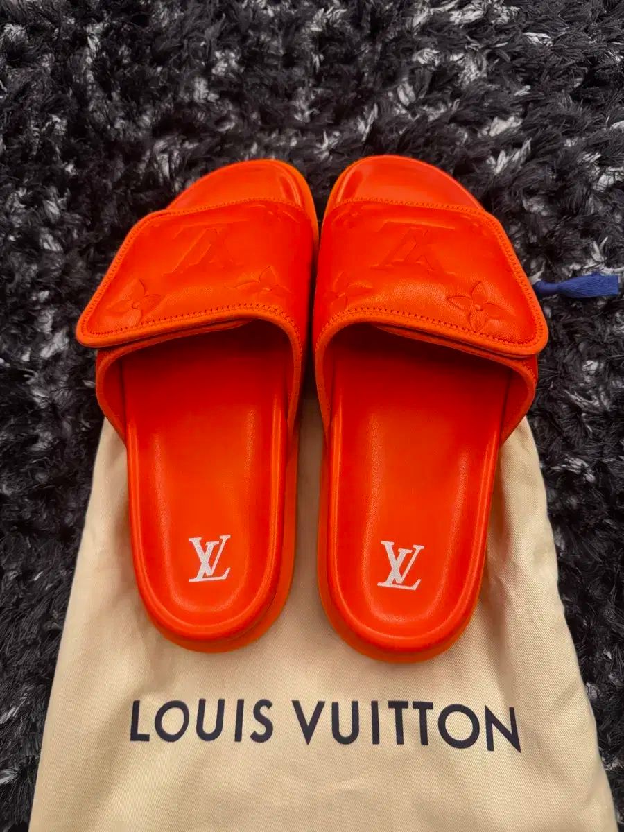 Louis Vuitton ルイヴィトン オレンジ スリッパ