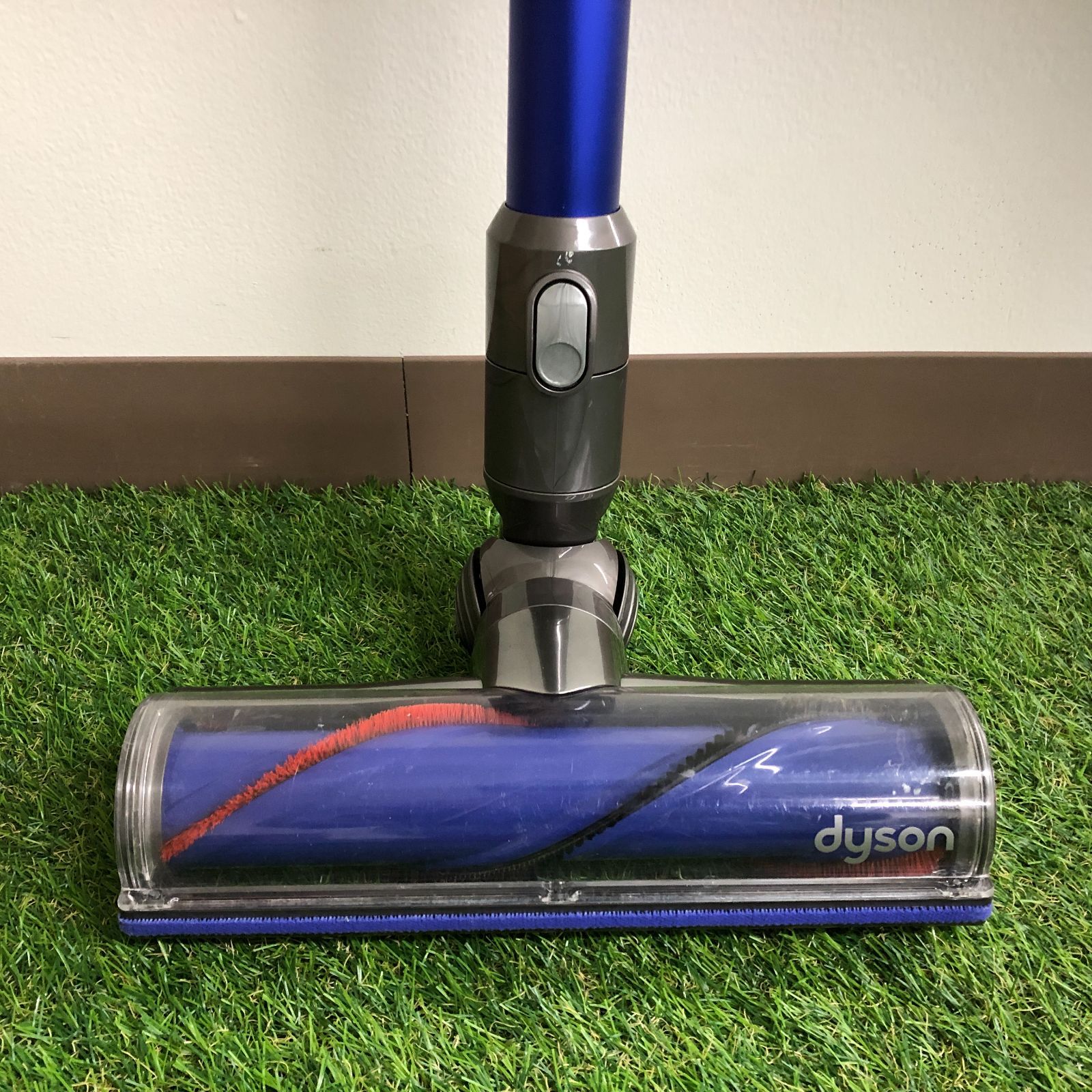 □清掃済み☆ Dyson ダイソン 掃除機 V6 SV07 fluffy - メルカリ