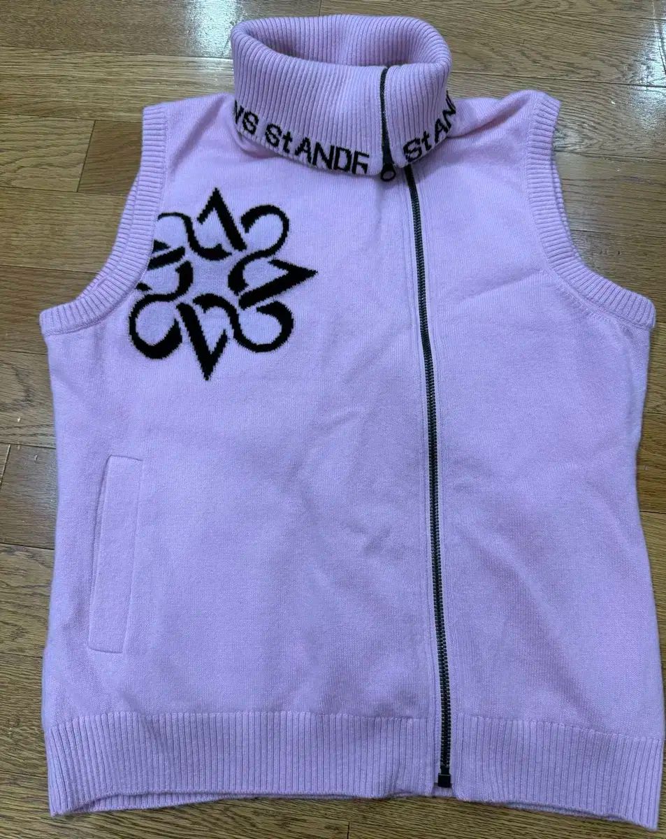 ST ANDREWS 女子ゴルフ カシミヤ ニット ベスト