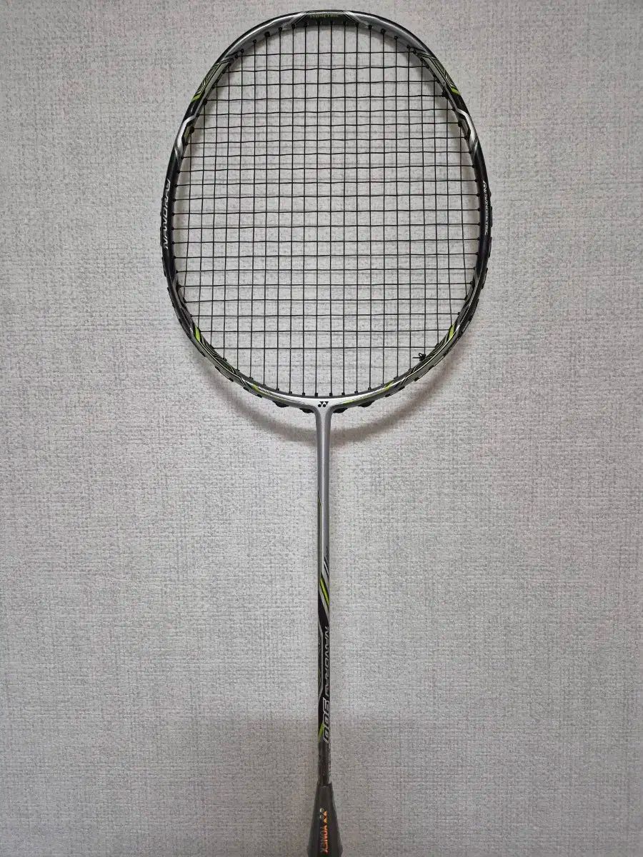 YONEX　バドミントンラケット　ナノレイ900　セティアワン ヨネックス ナノレイ900のレビュー評価・口コミ評判 - バドナビ