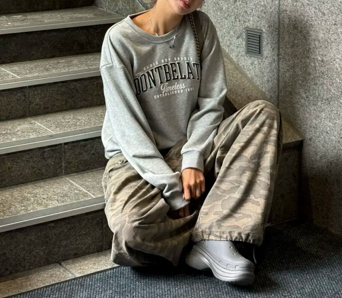 未 新商品ドンビレイトスウェット ユニセックス