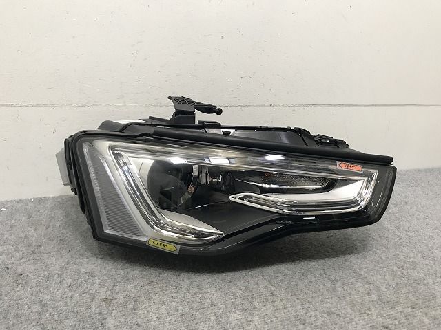 ★美品★アウディ TT 8N 純正 右ヘッドライト HID キセノン Audi ☆美品☆アウディ TT 8N 純正 右ヘッドライト HID キセノン Audi