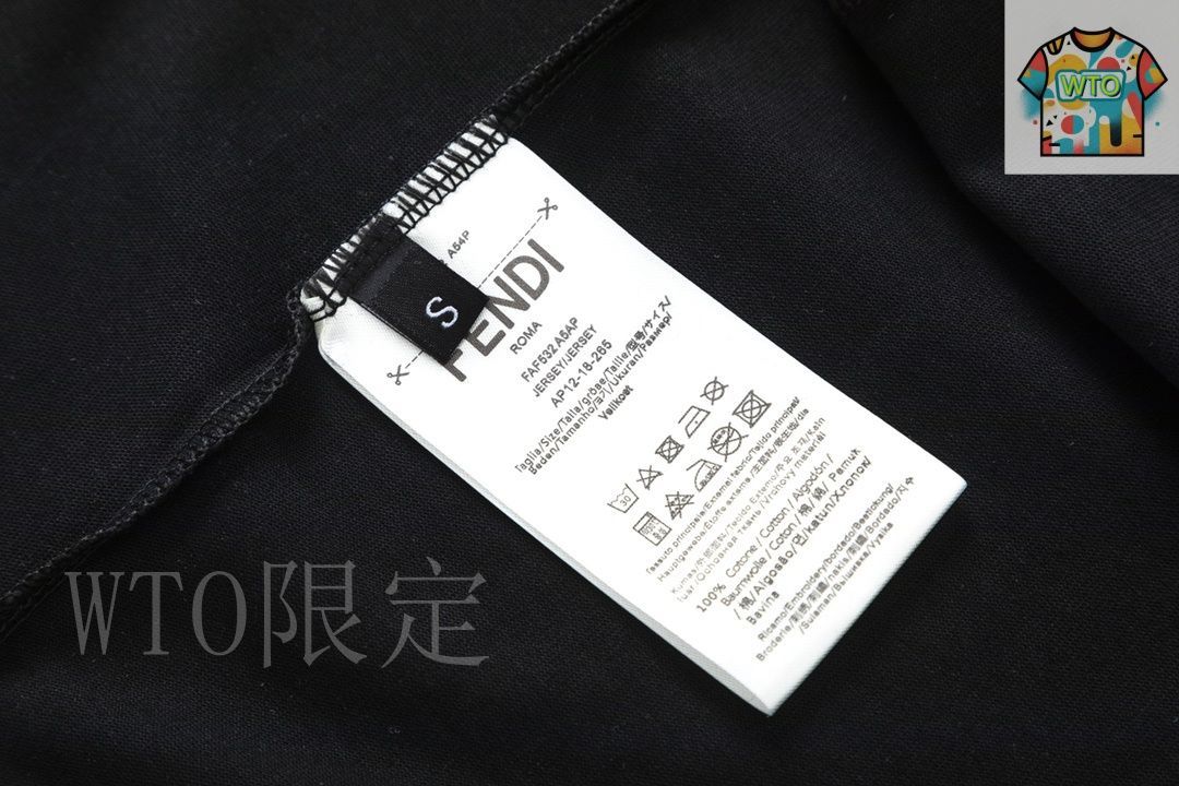 【FENDI】 Tシャツ Sサイズ 美品✨ 今日特価】FENDI 25SS Master Print T シャツ-1 - メルカリ