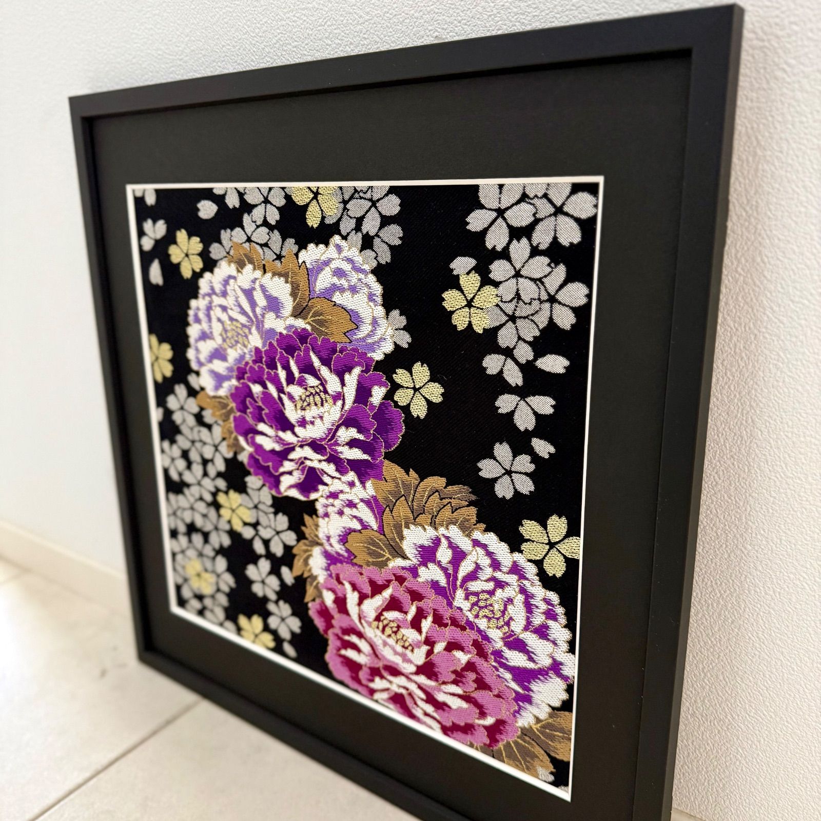 京都帯屋さん フレーム入りシルク織物アート 洋花丸紋