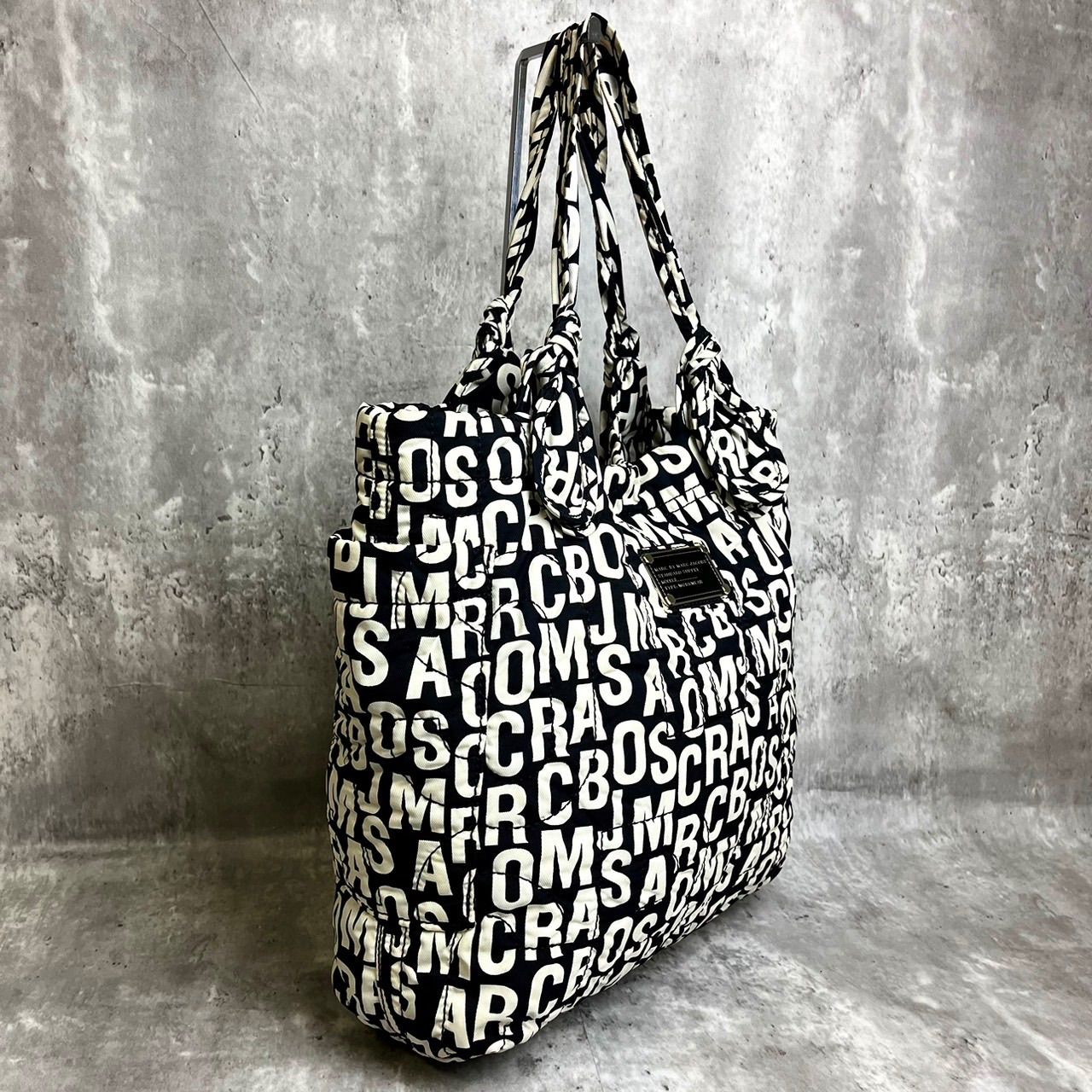良品 マークバイマークジェイコブス トートバッグ ロゴモチーフ ナイロン 黒 マークバイマークジェイコブスNY Marc by Marc Jacobs ブラック