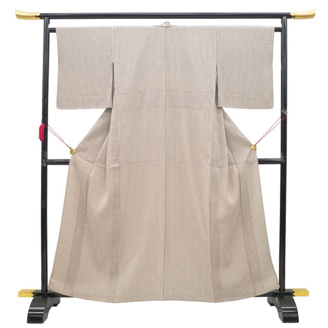 【単衣】正絹　上質な色無地　お召　パールトーン　居敷当てなし 新古品】 御召 着物 未使用 正絹 お召 袷 黒 白 薄グレー 薄青