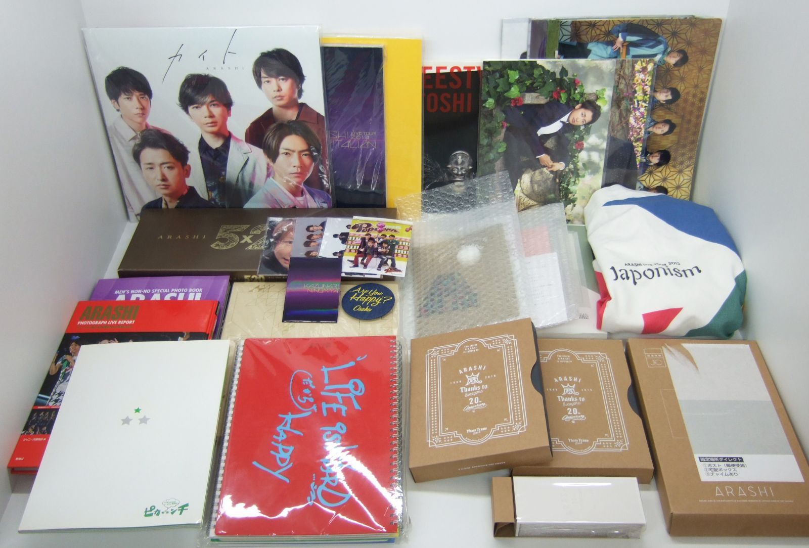 嵐 グッズまとめ売り （嵐グッズまとめ売りタオルCD DVD 会報