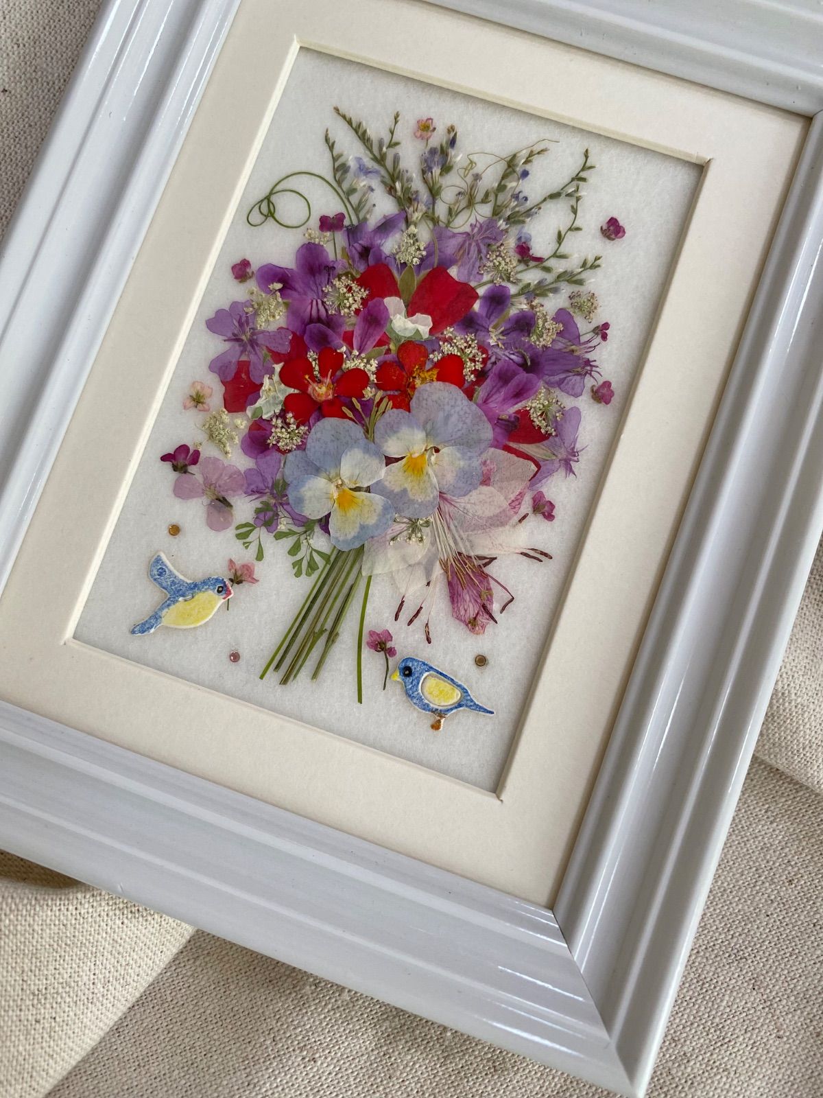 【新品・未使用】押し花　ドライフラワー　アート　額縁付き 押し花アート 色が何年も無くなりません 咲き続ける インテリア