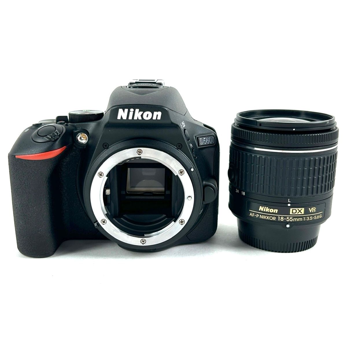 ニコン Nikon D5600 レンズキット デジタル 一眼レフカメラ 【中古 