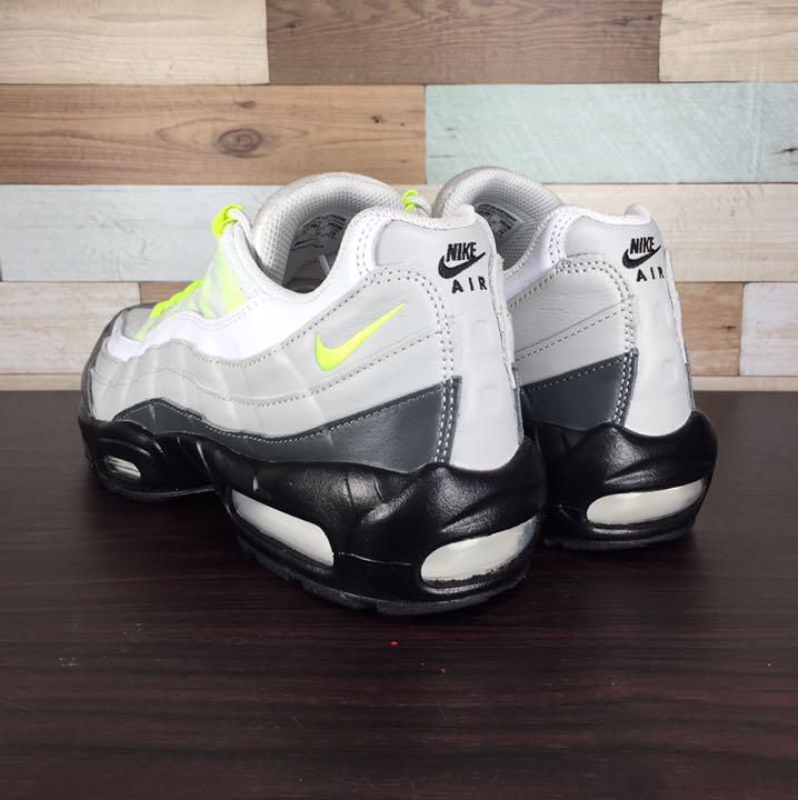 NIKE AIR MAX 95 ナイキ バイ ユー エア マックス 95 アンロックド