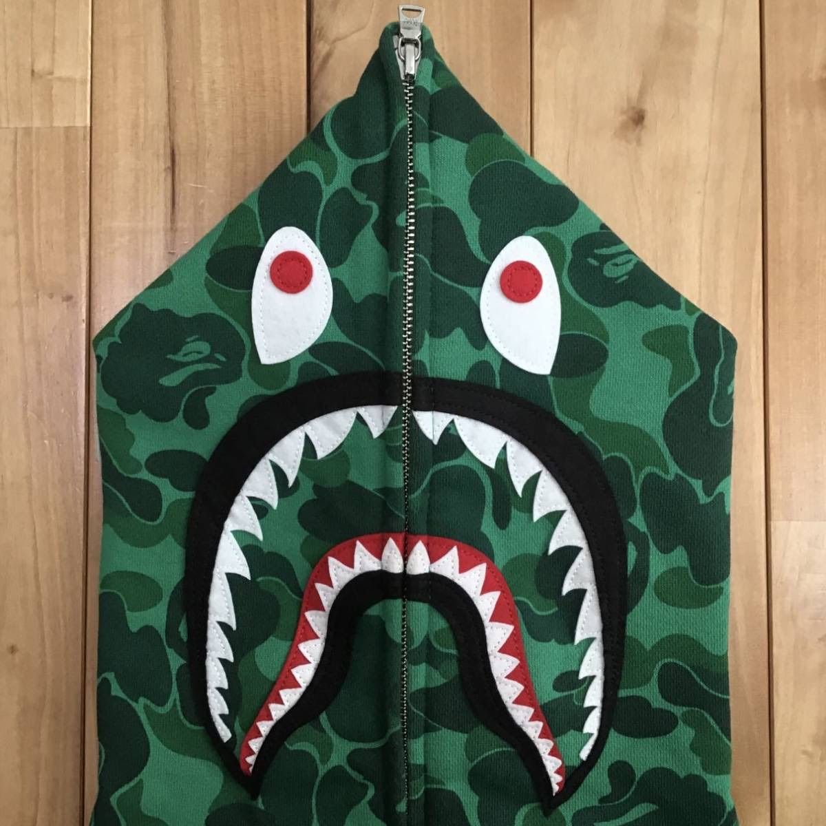 渋谷限定 BAPE camo シャークパーカー shark ベイプ ape 迷彩 - メルカリ 