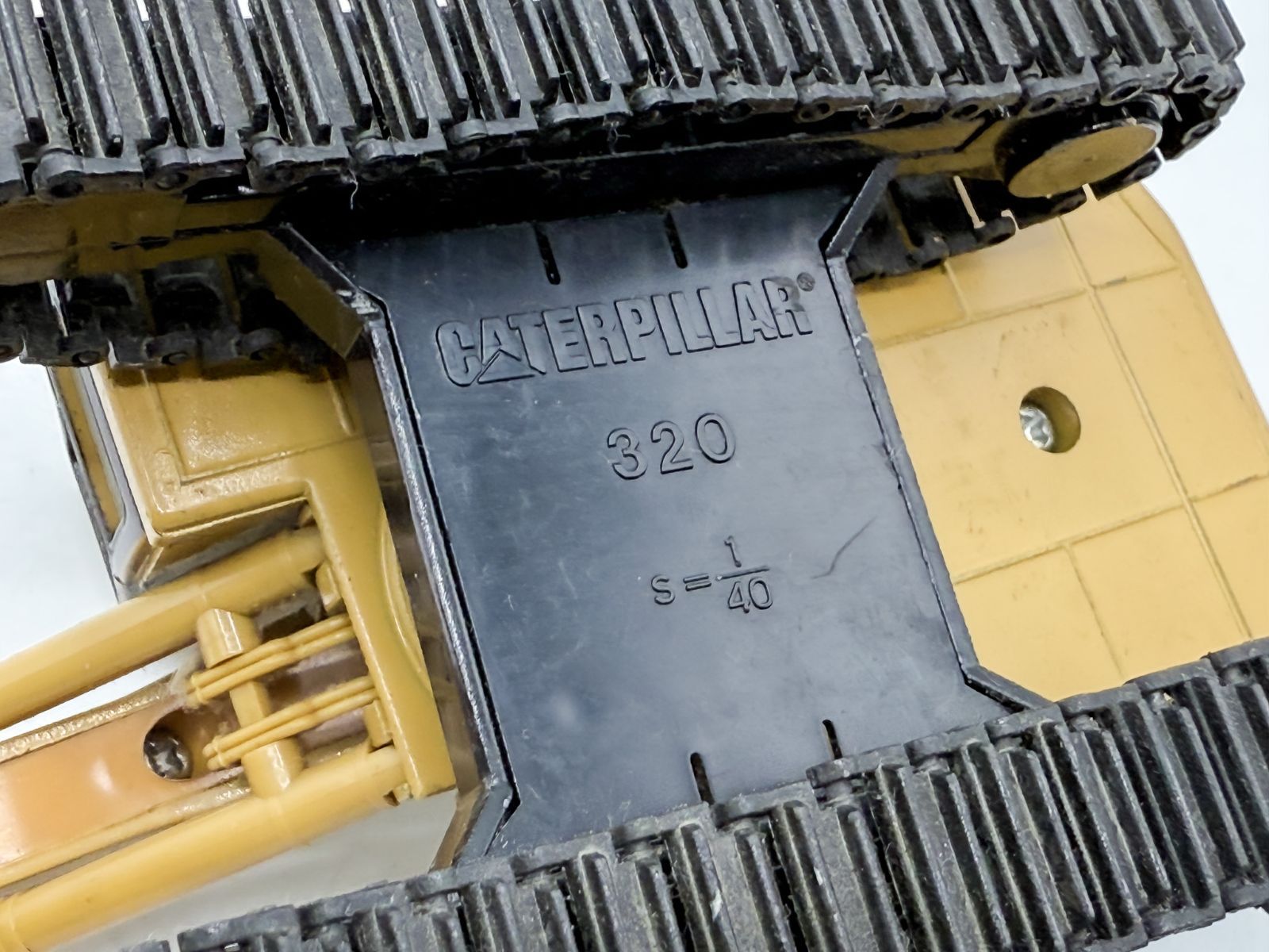 希少！Caterpillar 320 油圧ショベル ミニチュア建機 1/40