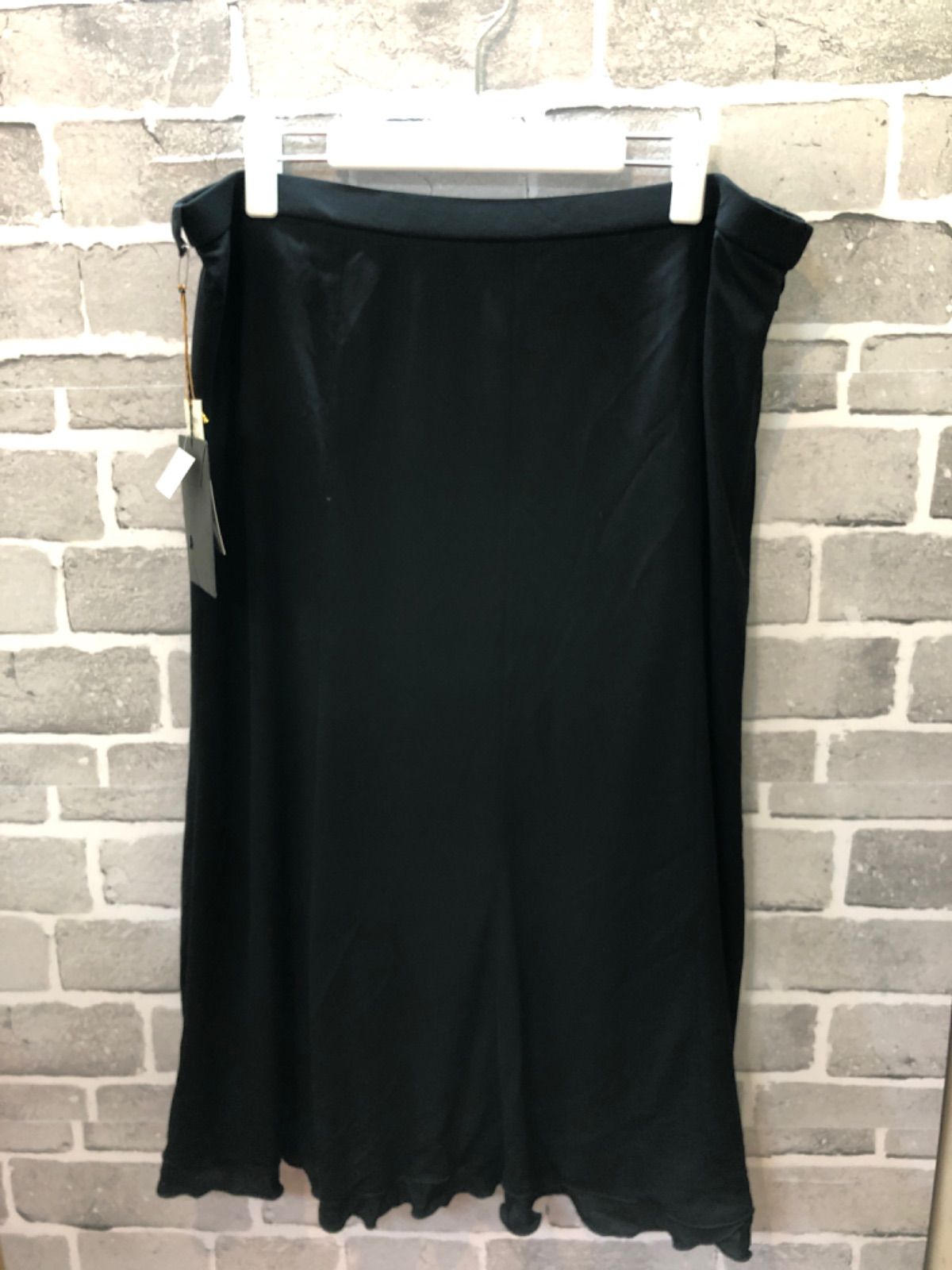 F4-25 Bellesafeena タグ表記サイズ11ABR L スカート 黒色