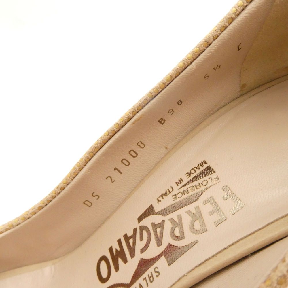 Ferragamo フェラガモ